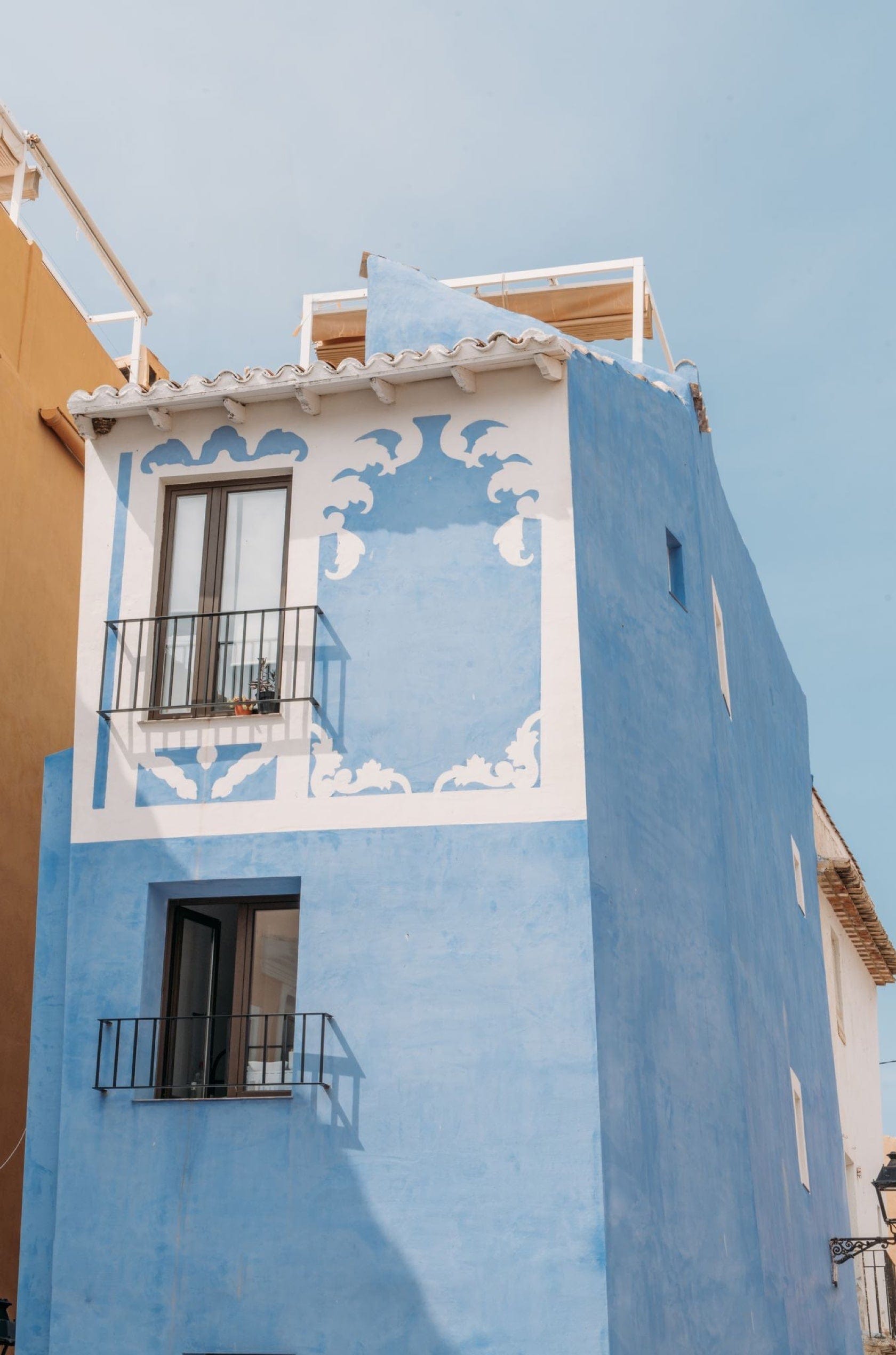 Saint & Sofia - Picturesque